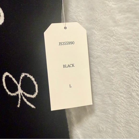 Black Bow Pattern Mini Dress - Picture 5 of 7